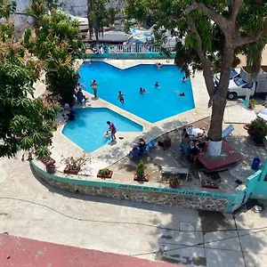 Casa De Huespedes Walton Hotel