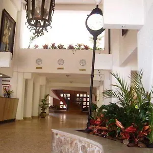 Caleta Отель 3*