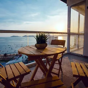 Luxury In Front Of Apartment *