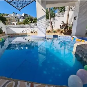 Casa Con Vista Y Alberca Privada *