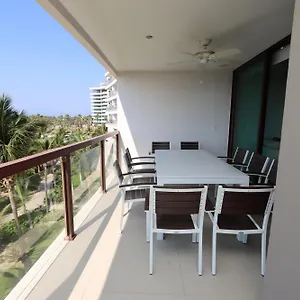 Apartamento Isla Residences, Frente Al Mar. *
