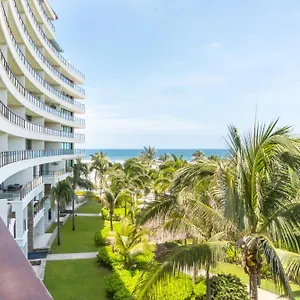 4-br Paradise View In *