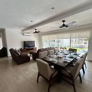 Vidamar Refugio Costero / Zona Diamante Lägenhet Acapulco