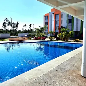 Departamento En Diamante Con Alberca, Camastros Y Hermosos Jardines Διαμέρισμα