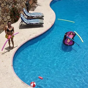 Costa Chica Comodisimo Piscina Gigante Jardines Akapulko