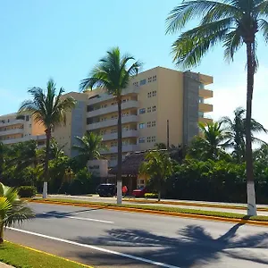 Condominio 3 Recamaras Vidamar Residencial Diamante Apartment