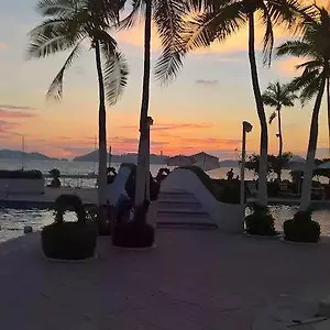 La Palapa Costa Azul * Acapulco
