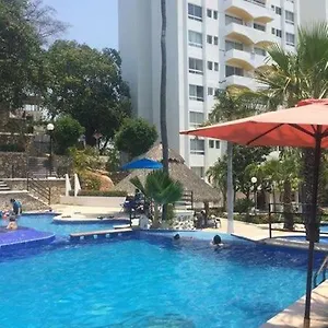 Apartamento Twin Towers Overlooking *