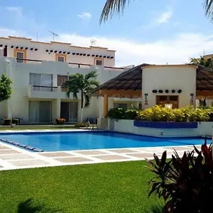 Casa En Renta Descanso En Zona Diamante De Excelentes Instalaciones Y Ubicacion *