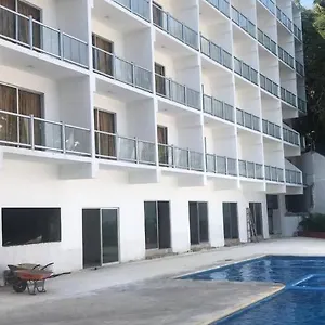 Hm Hotel Rru