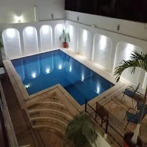 Hm Hotel Casarru Отель 2*