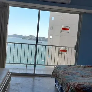 En Torres Gemelas 2812 Sur Apart-hotel *