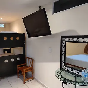 Hotel Ashly 3*