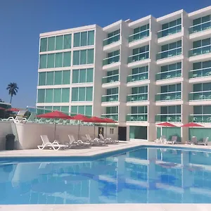 We 3* Acapulco